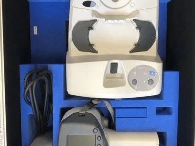 Nidek HandyRef-K Handheld Ref/Keratometer