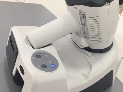 Nidek HandyRef-K Handheld Ref/Keratometer