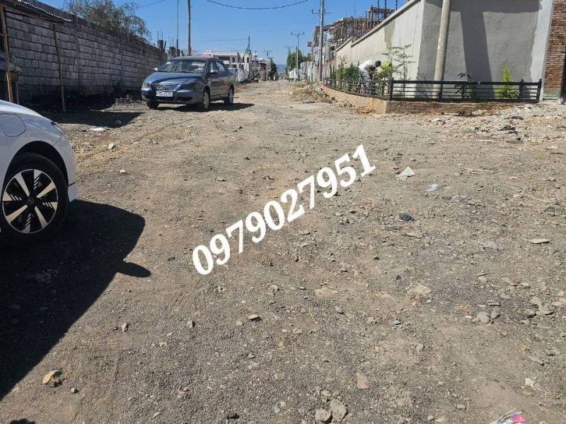 Building land for sale at 2.6 million birr