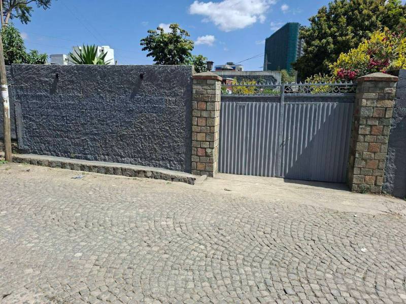 Urgent sale area Old house