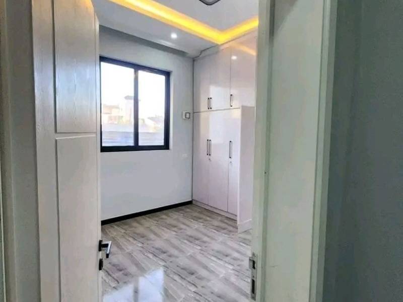 For sale 180 square meters Meta Gurdishole