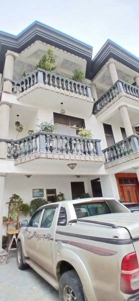 House for sale in Ayat