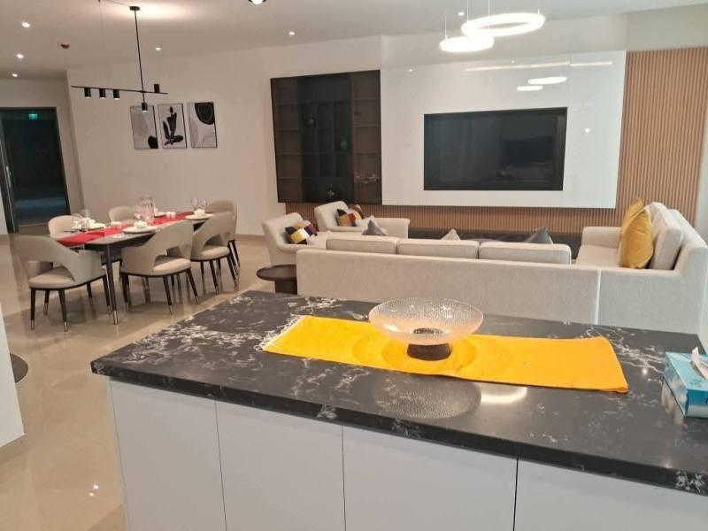 LUXURIOUS BRAND NEW apartement available for rent