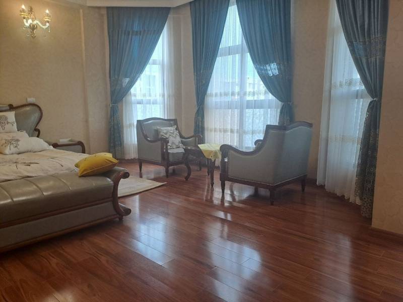 House for sale in Ayat