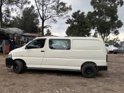Toyota hiace 2010 shark for sale