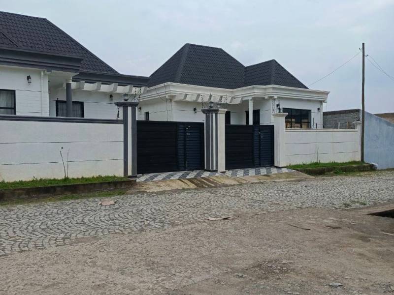 Modern villa for sale in front of Getafe European Real Estate
