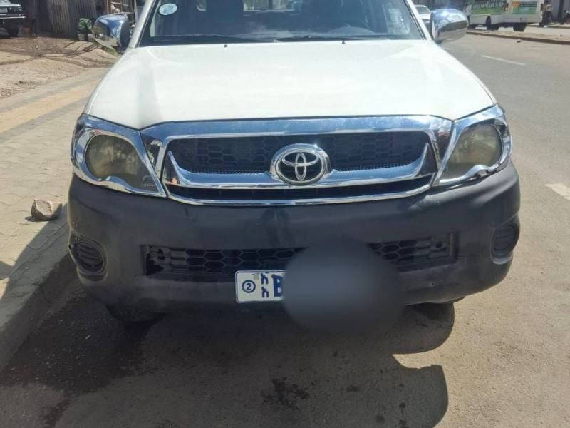TOYOTA HILUX DOUBLE CAB