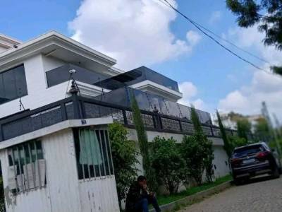 @ Summit Area Urgent House for Sale