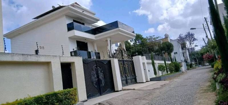 @ Summit Area Urgent House for Sale