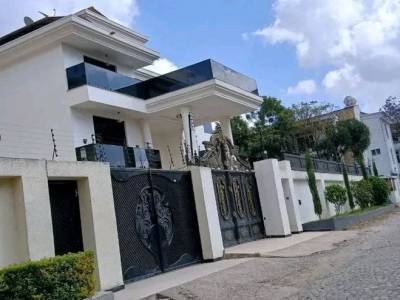 @ Summit Area Urgent House for Sale