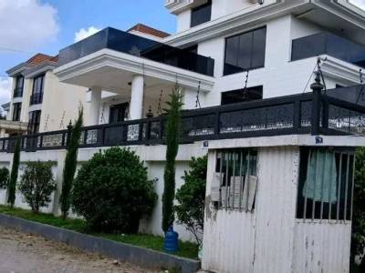 @ Summit Area Urgent House for Sale