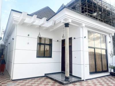 Urgently selling a very modern villa