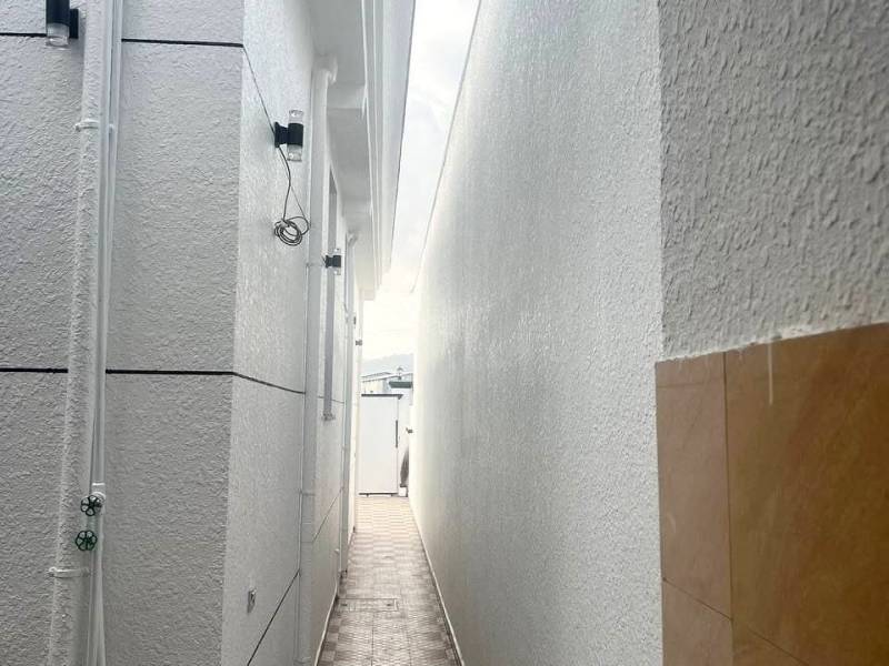 Urgently selling a very modern villa