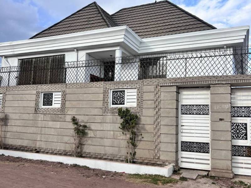 Villa for sale in Gatafo