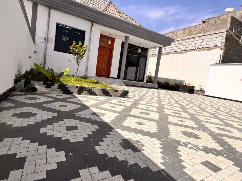 Villa for sale in Getafe 👉300 square meters for sale