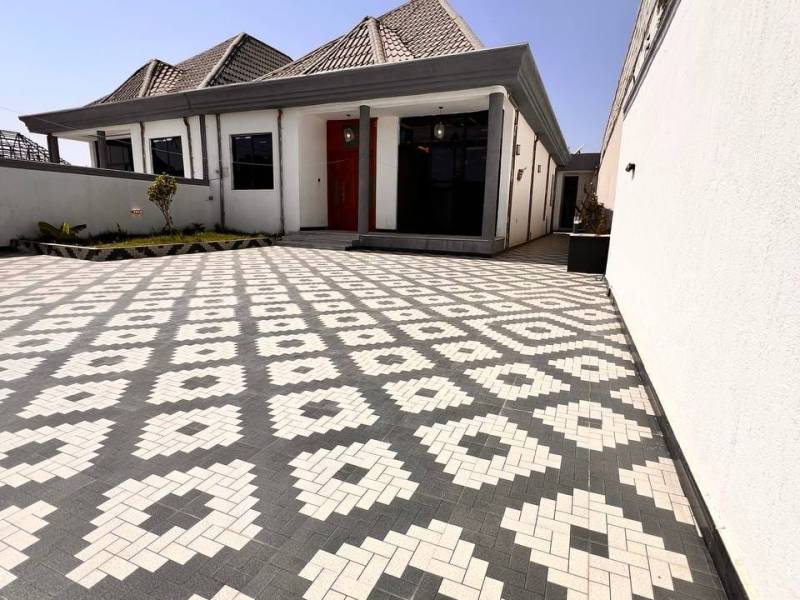 Villa for sale in Getafe 👉300 square meters for sale