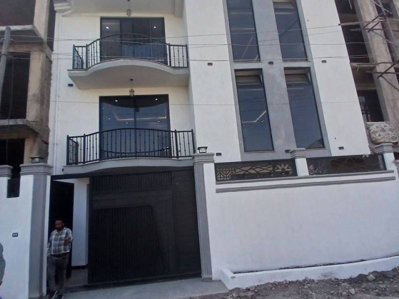 For sale J+2 house in the morning sun