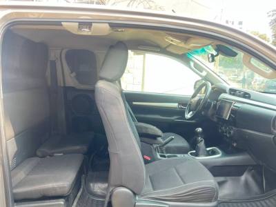 Toyota Hilux Revo Car For Sale