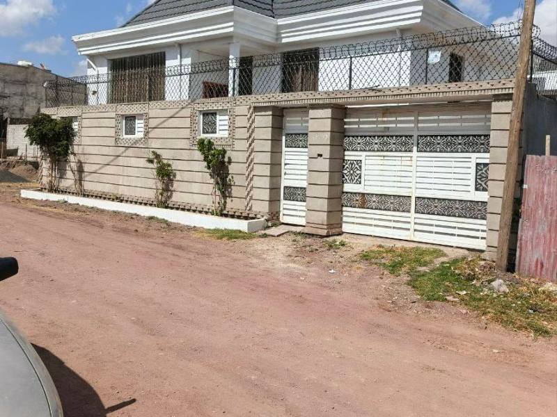 Villa for sale in Gatafo
