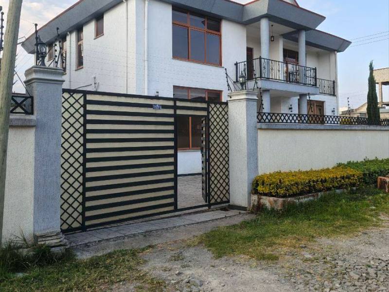 Real Estate for sale in Gatafo 540 sq.m