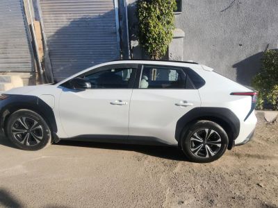 TOYOTA Bz4x...2WD CAR FOR SALE
