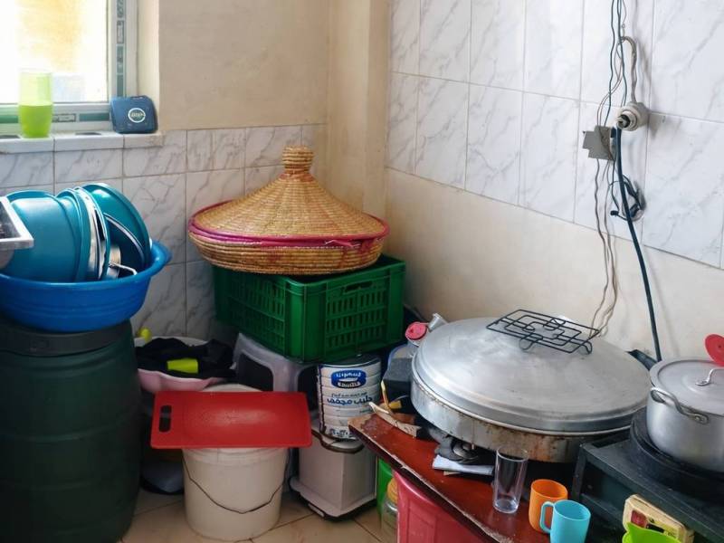 Modern 2 bedroom condominium for sale in Summit area!