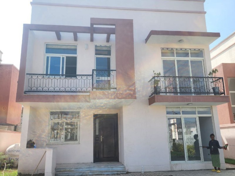 Luxury G+1 House For Sale Legetafo CC