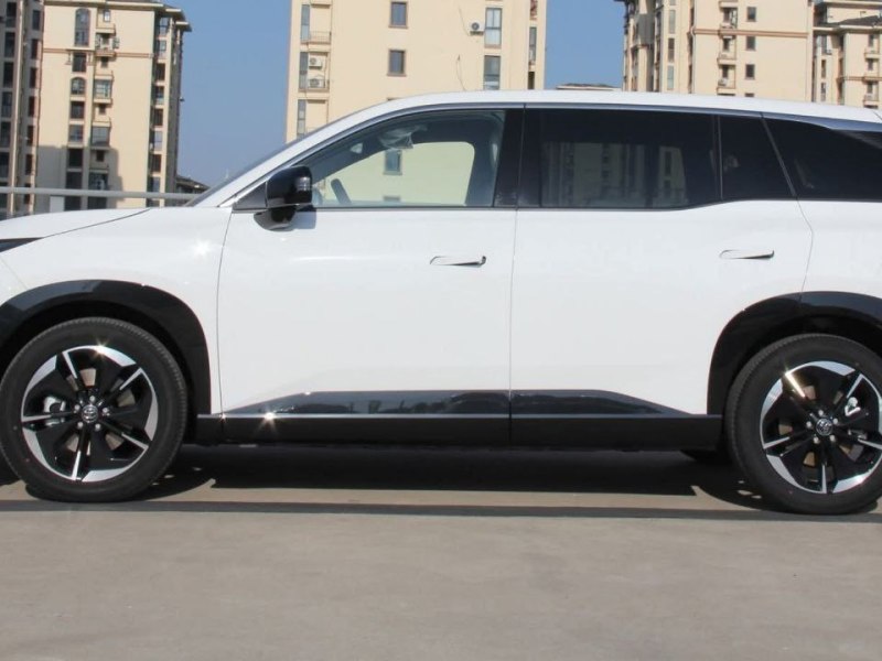 TOYOTA BZ3X Range:610 Kms CAR FOR SALE