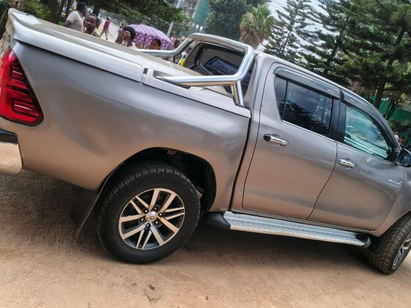 Toyota Hilux Revo Double-Cab